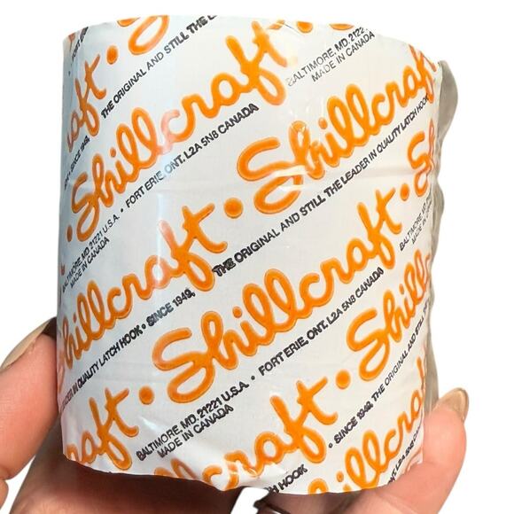 Shillcraft Golden Brown Pre-cut Latch Hook Yarn Acrylic Lot‎ of 2 Monsanto Orion - Picture 4 of 7